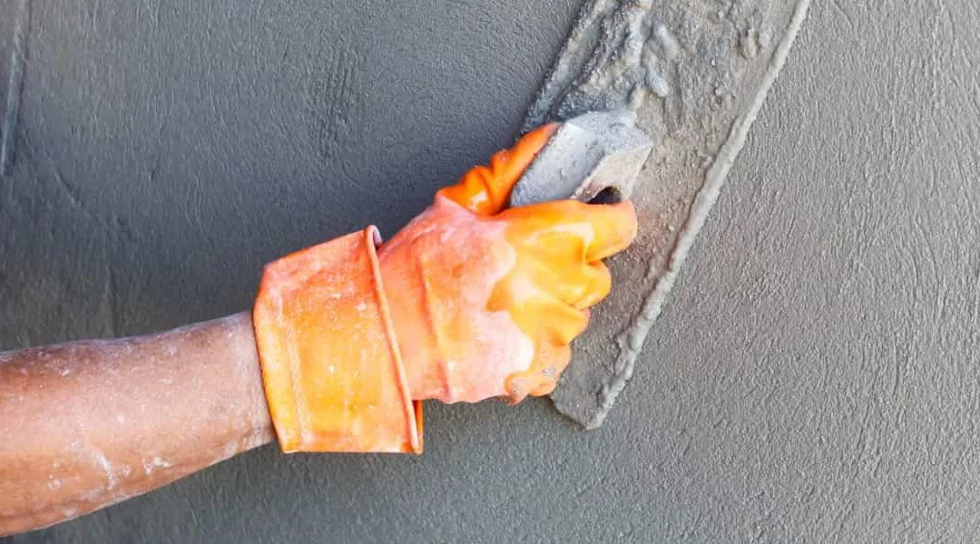 Guía completa para el alisado de paredes de cemento